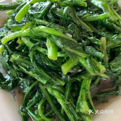 茼蒿美食攻略，如何烹饪茼蒿才能美味可口？  茼蒿怎么做好吃