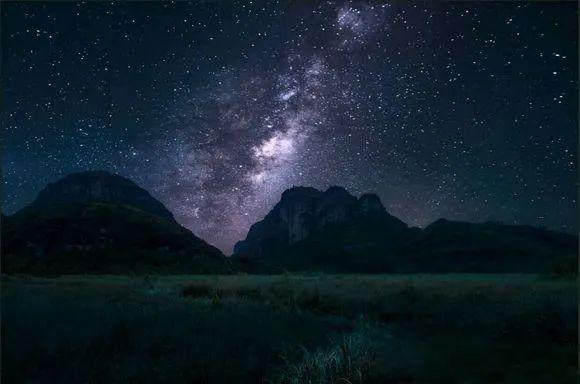 一起聆听流星雨的旋律  一起来看流星雨 音乐