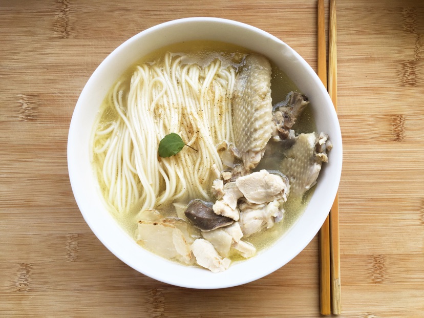 鸡汤面的制作艺术，一道温暖味蕾的佳肴  鸡汤面的做法