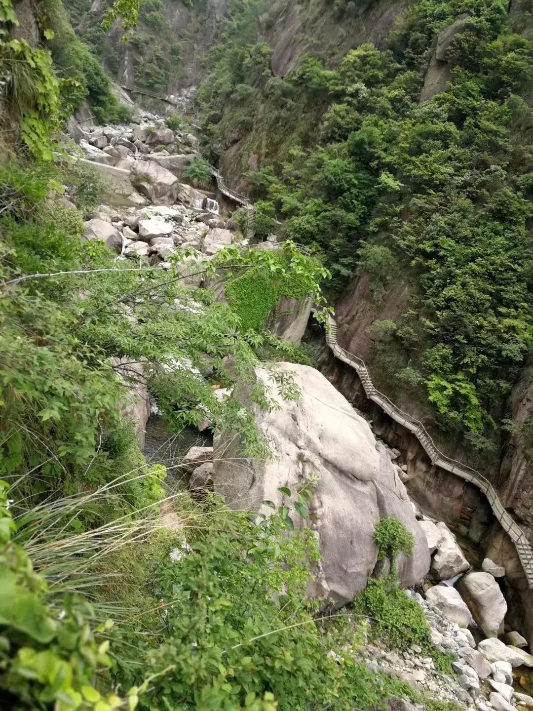 天梯第一，攀登科技巅峰的探索之旅  天梯第一